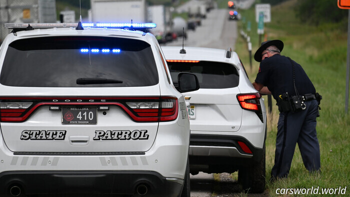 Ir apenas 1 milla por hora de más ahora podría costarte 50 dólares en Nebraska | Carscoops